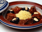 Veal with prunes, almonds and herbs cooked in Tajin
400 g